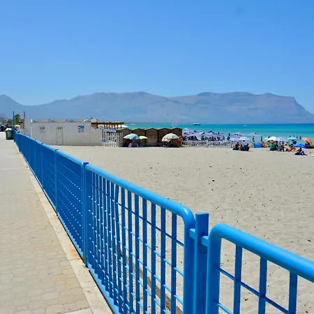La Casetta Di Ale Lägenhet Isola delle Femmine